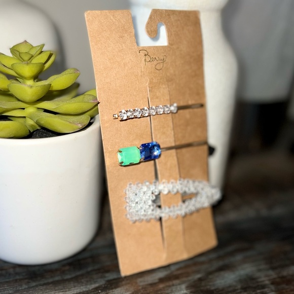 PACK OF 3 HAIR BARRETTS - Picture 2 of 6